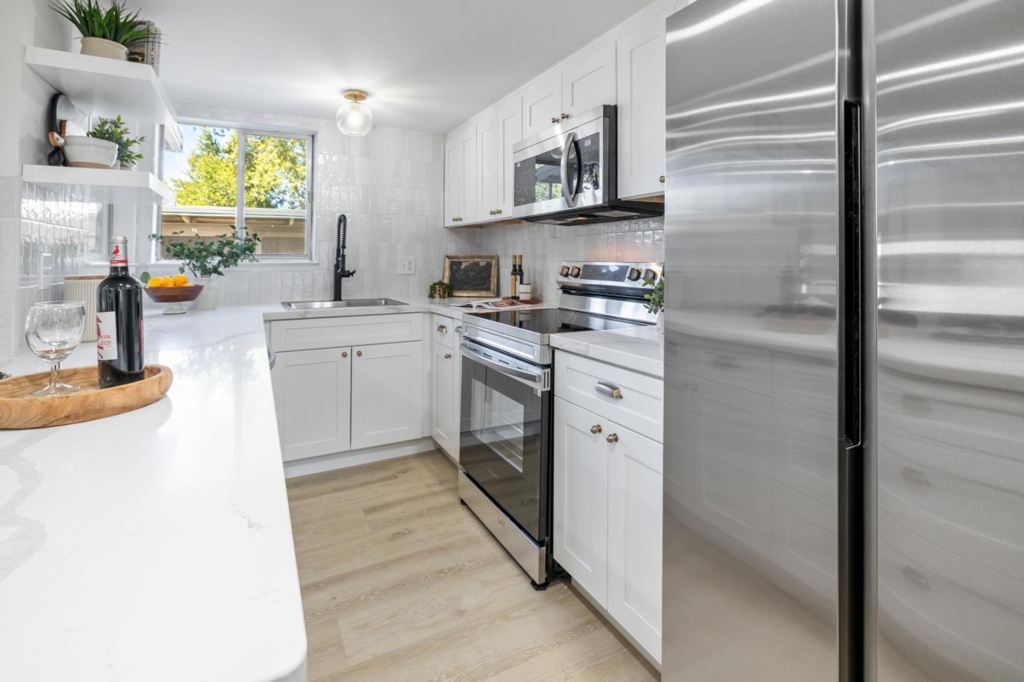 14225 Lora DR 76