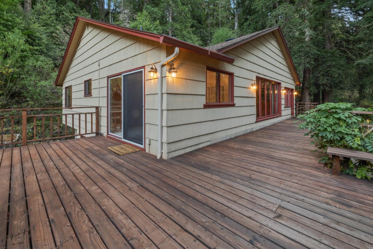 175 Stirling WAY