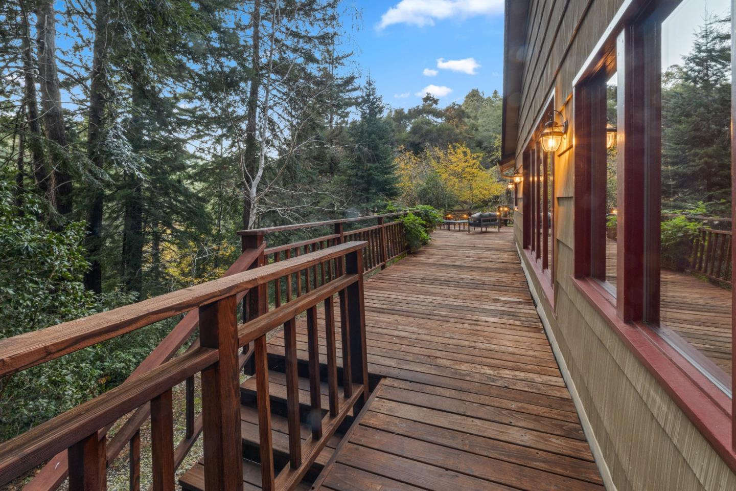 175 Stirling WAY