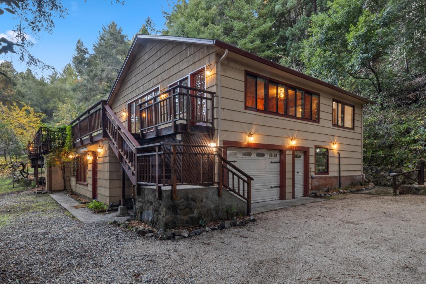 175 Stirling WAY