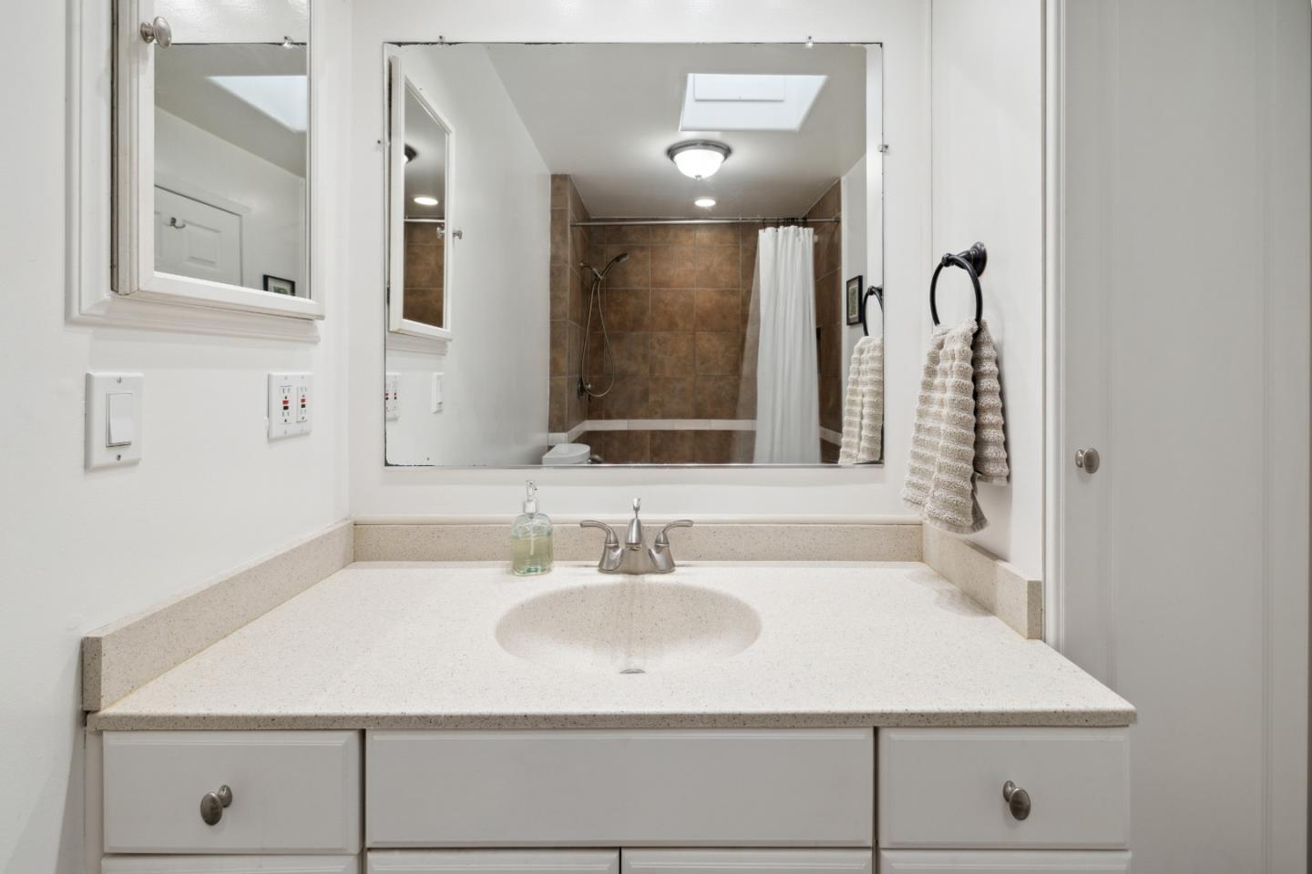 1590 Lockhart Gulch RD