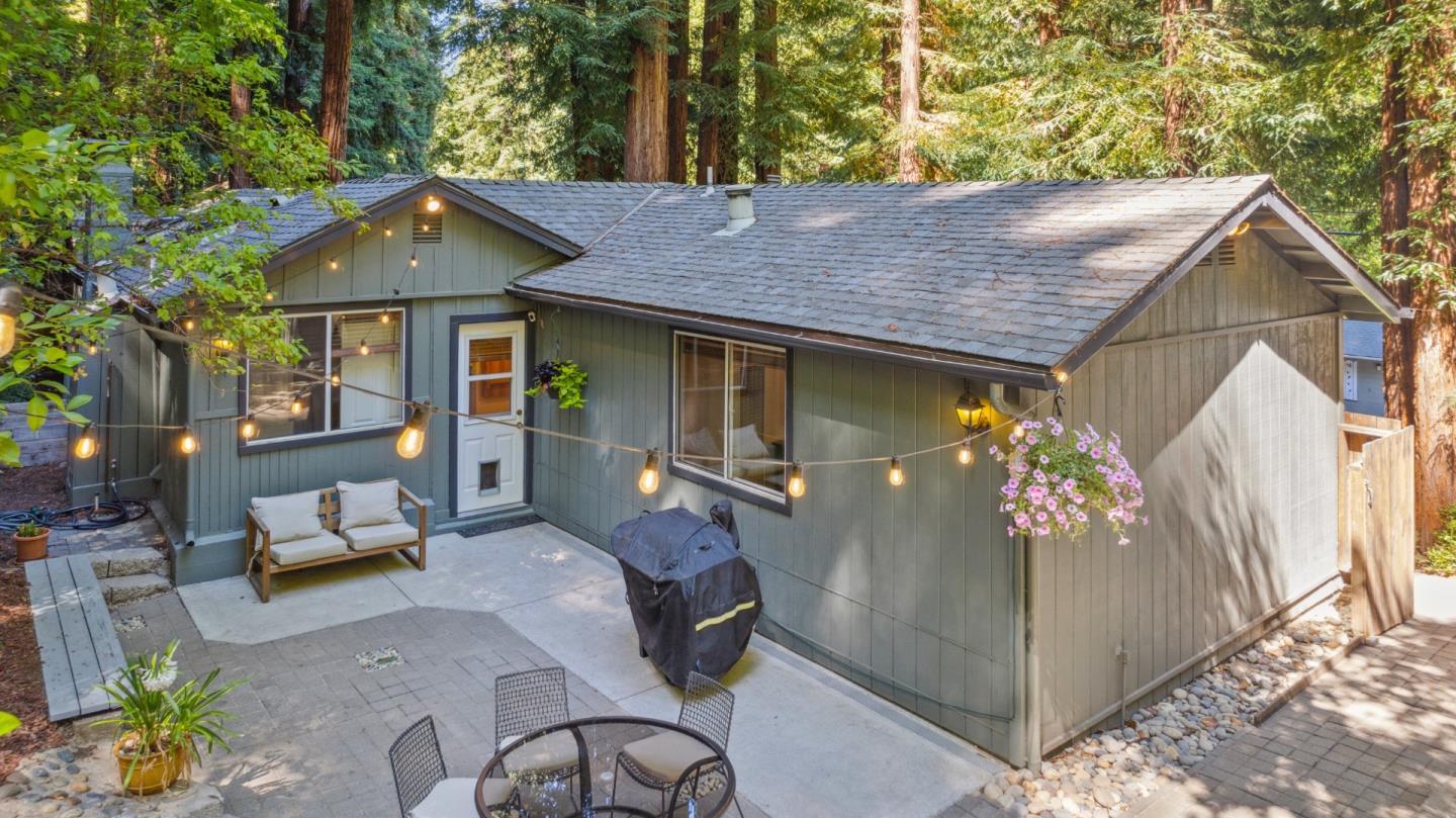 1590 Lockhart Gulch RD