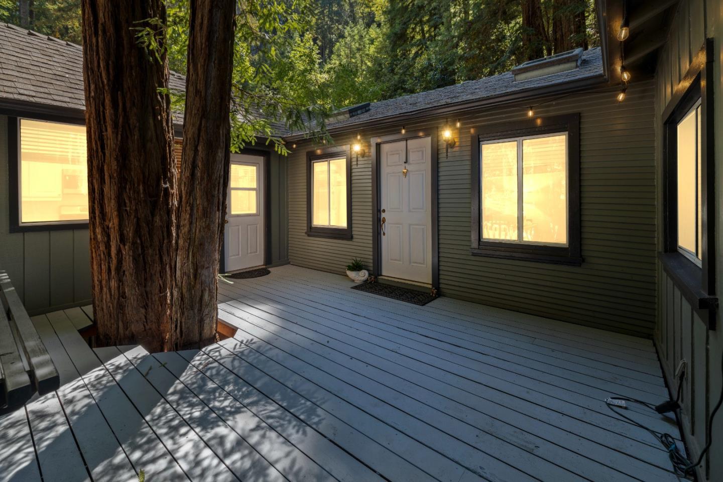 1590 Lockhart Gulch RD