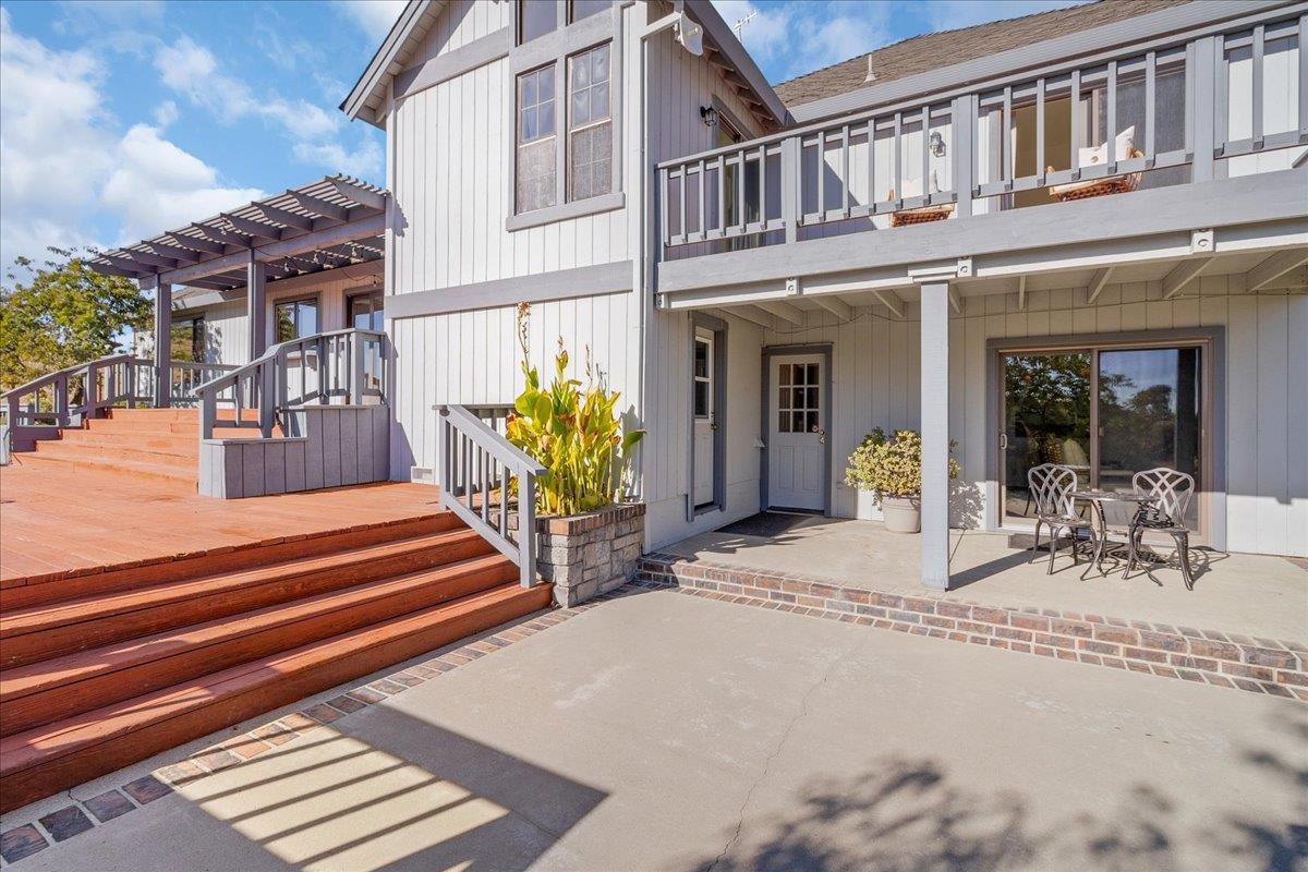 3064 Three Springs RD