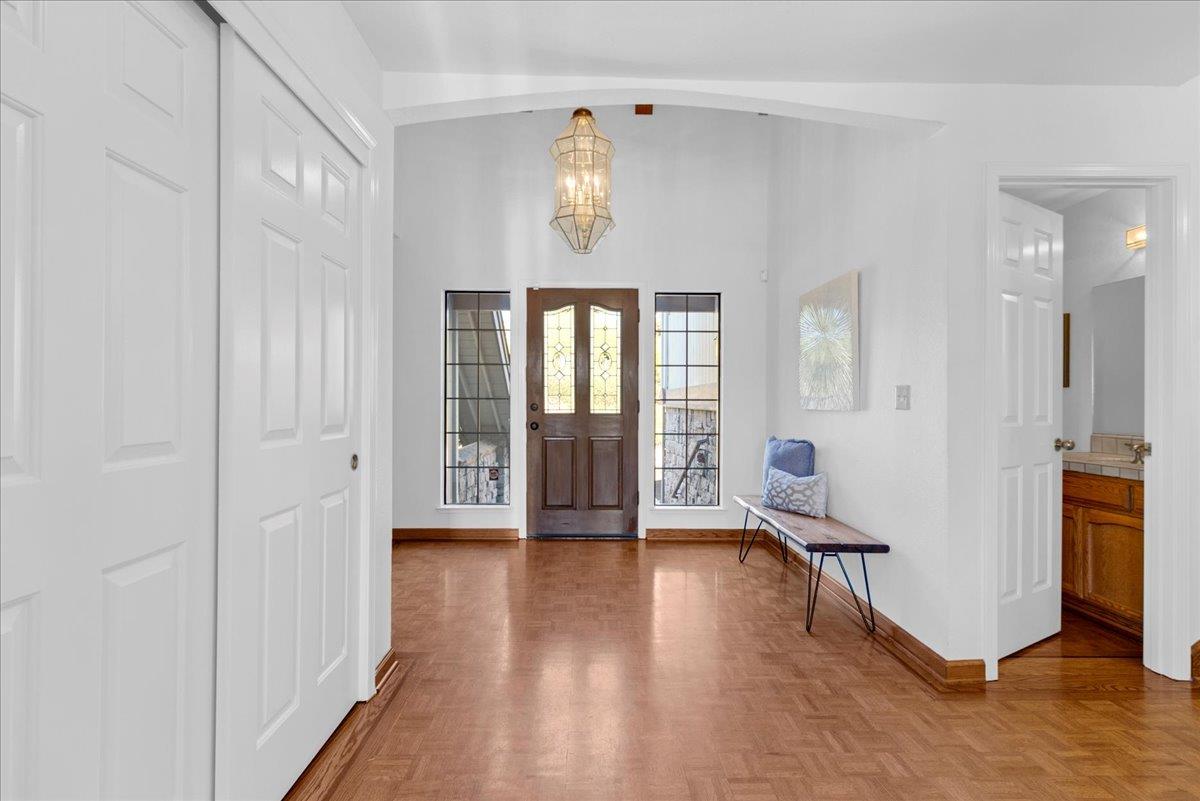 3064 Three Springs RD