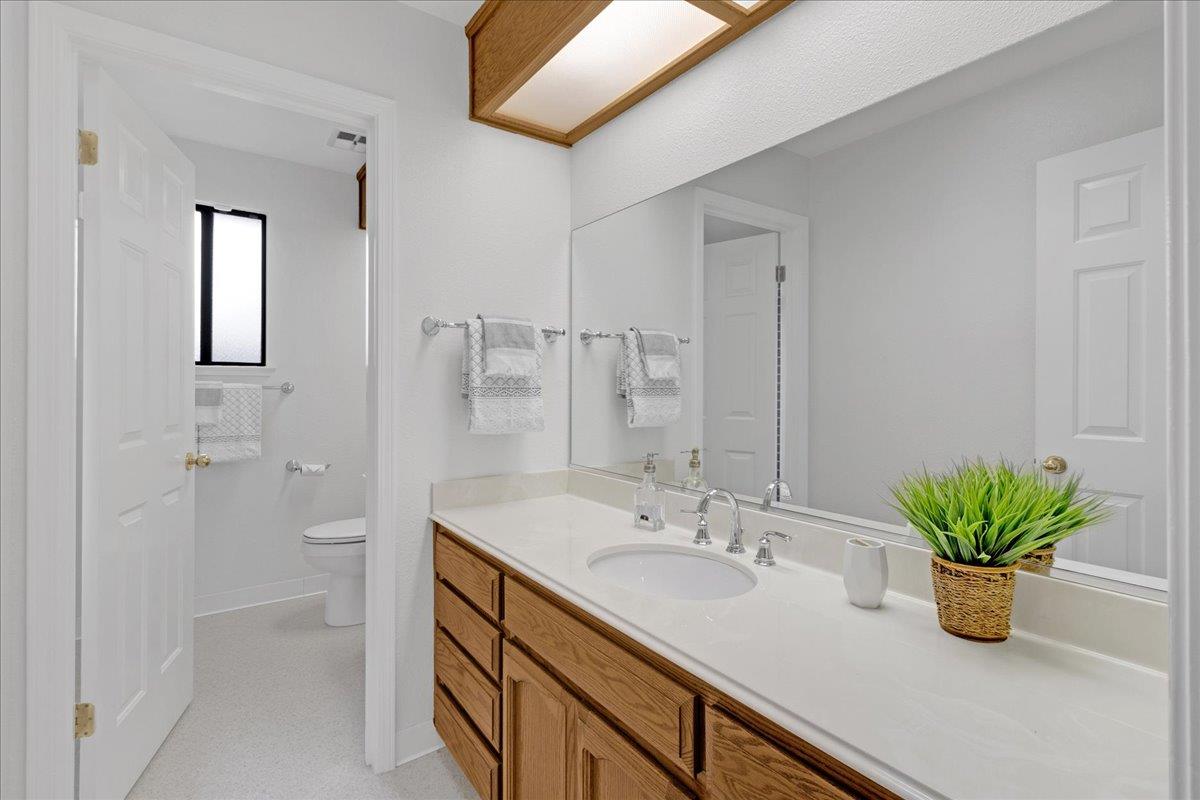 3064 Three Springs RD