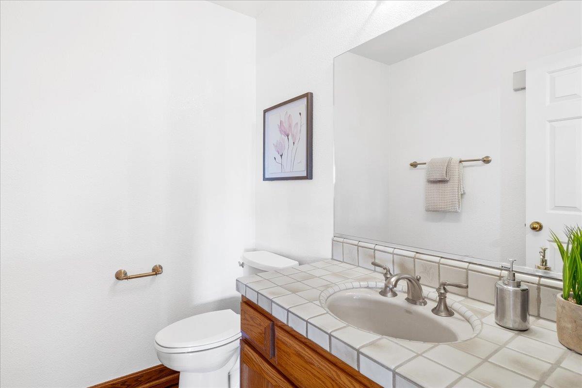 3064 Three Springs RD