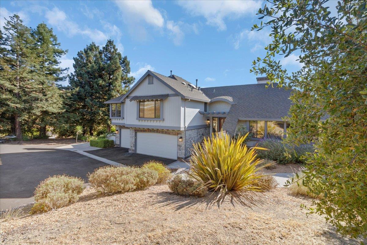 3064 Three Springs RD