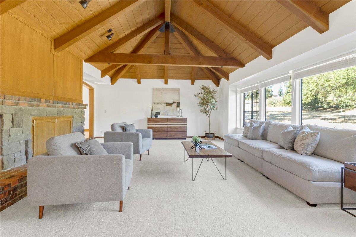 3064 Three Springs RD