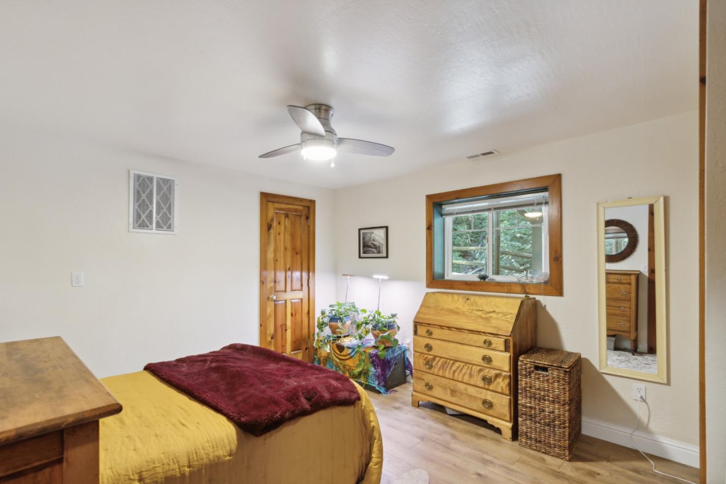 10380 Love Creek RD