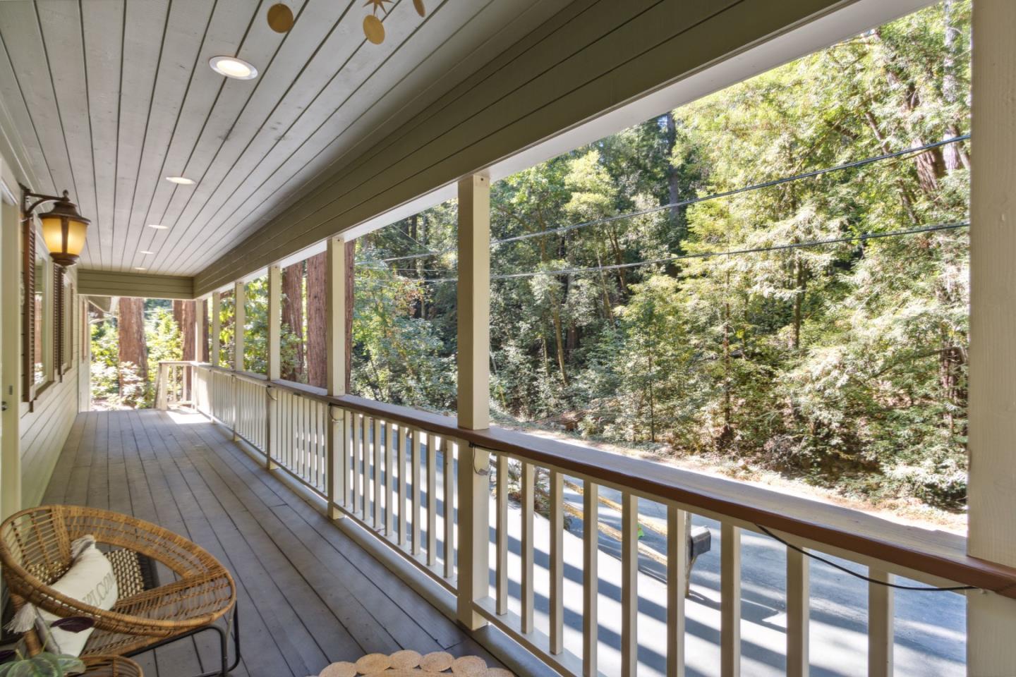 10380 Love Creek RD
