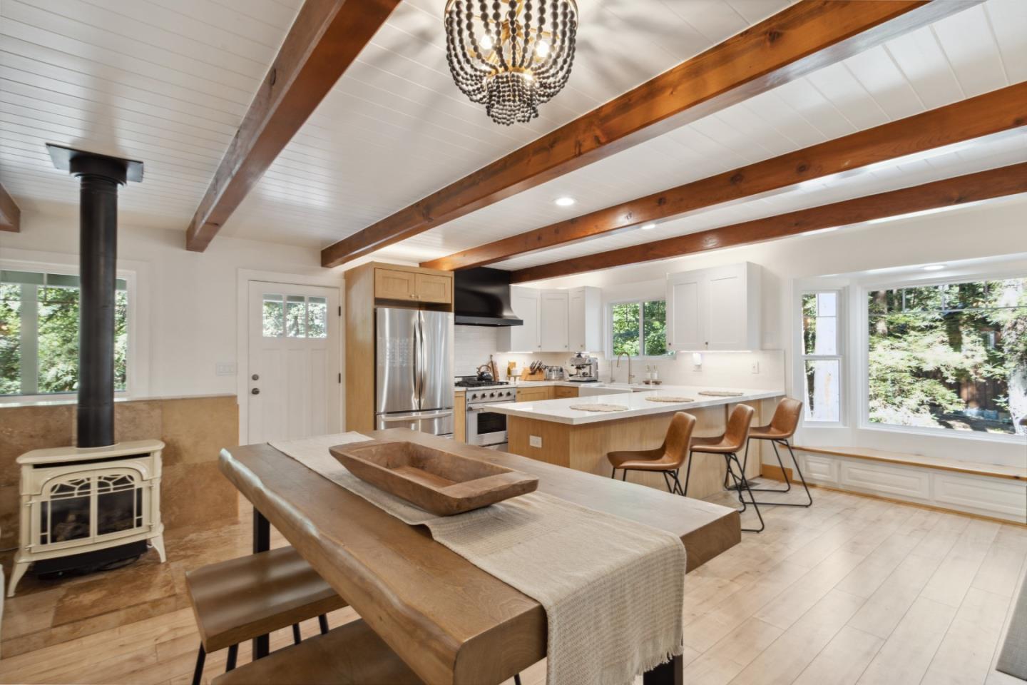 10380 Love Creek RD