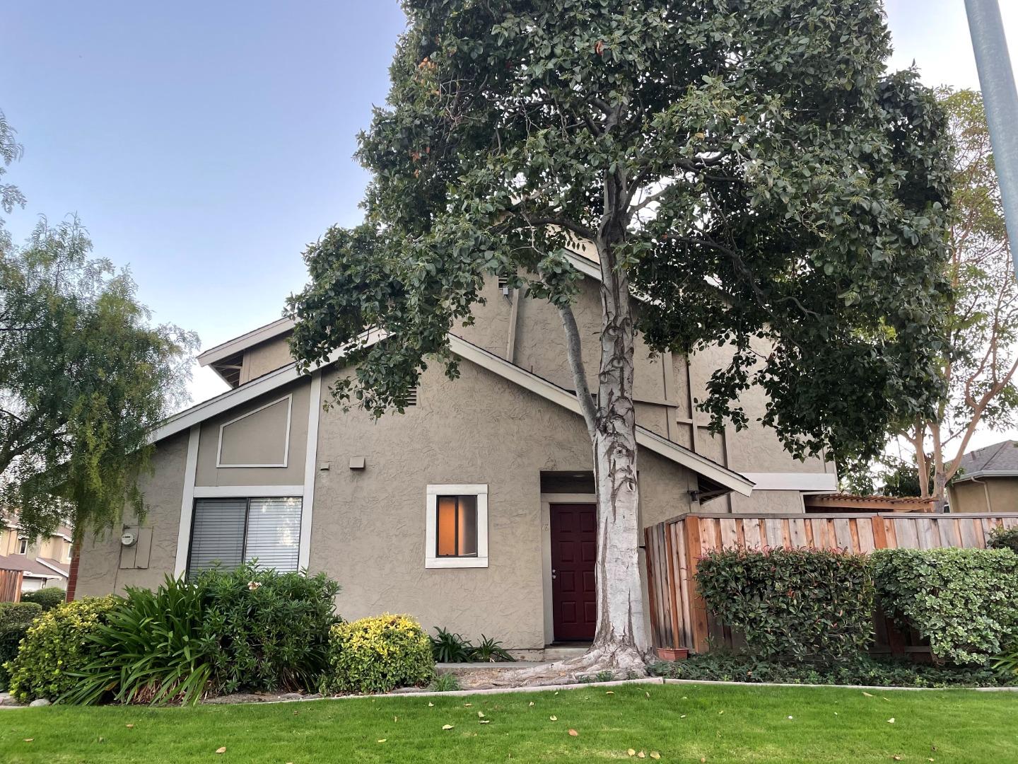 72 Shelley AVE