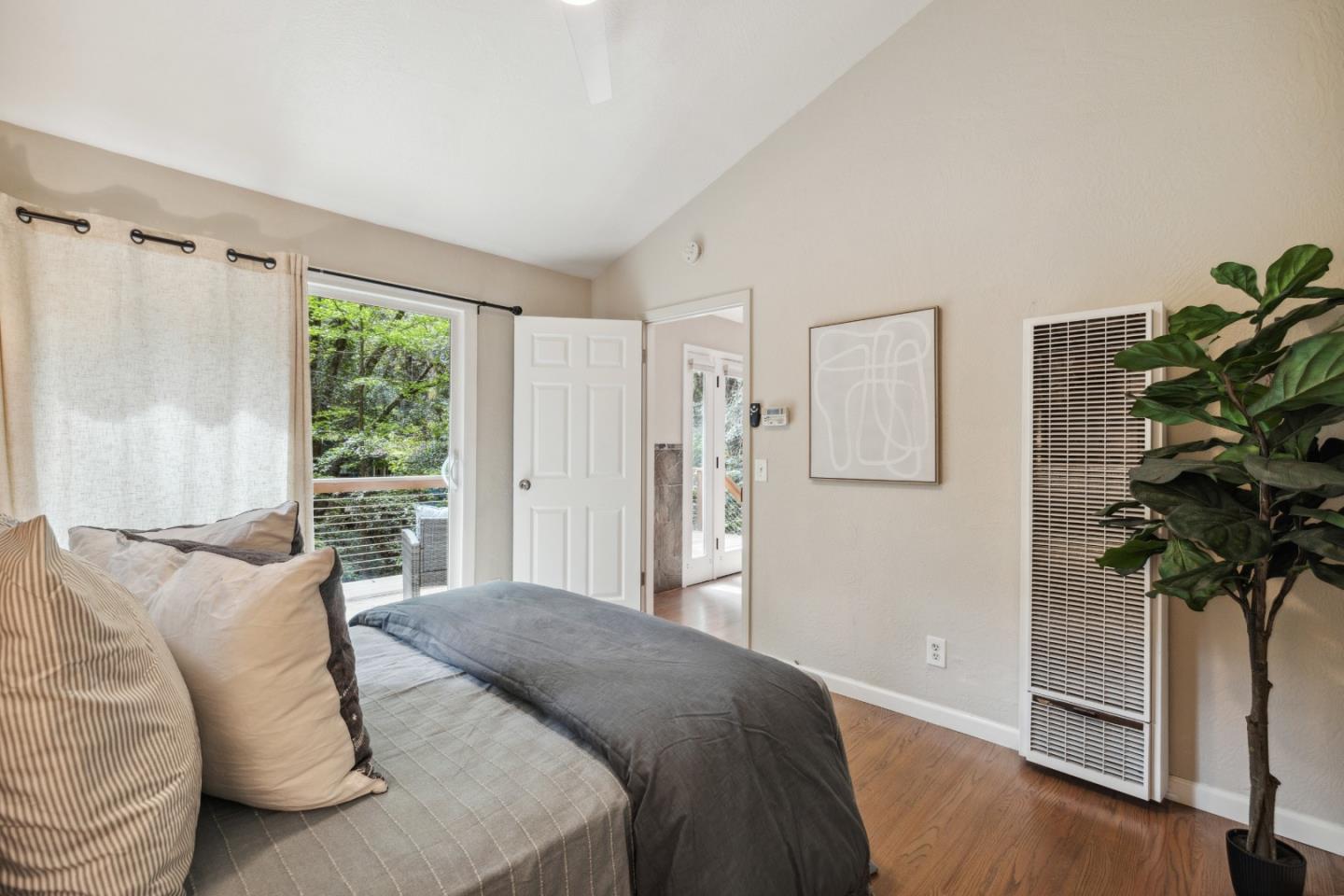 548 River RD