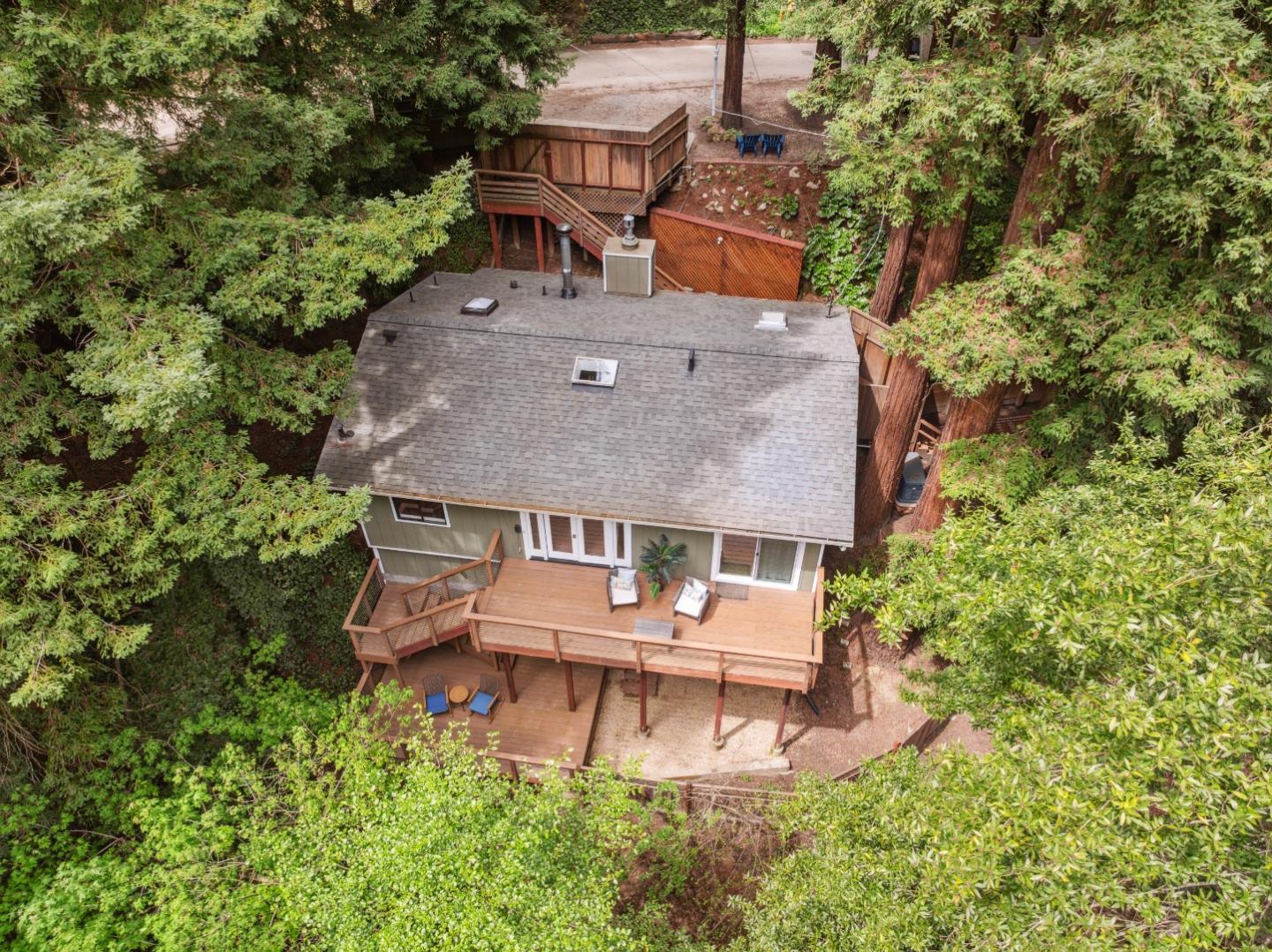 548 River RD