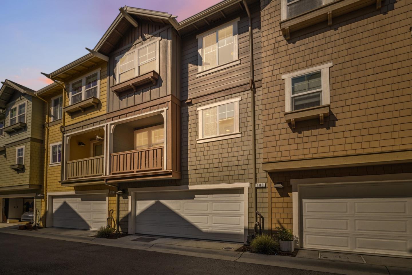 237 Bluebonnet LN 103