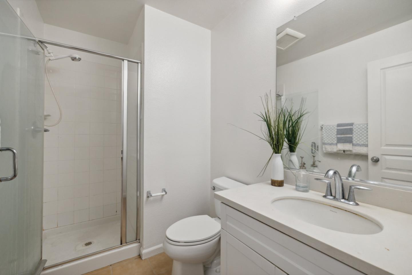 237 Bluebonnet LN 103