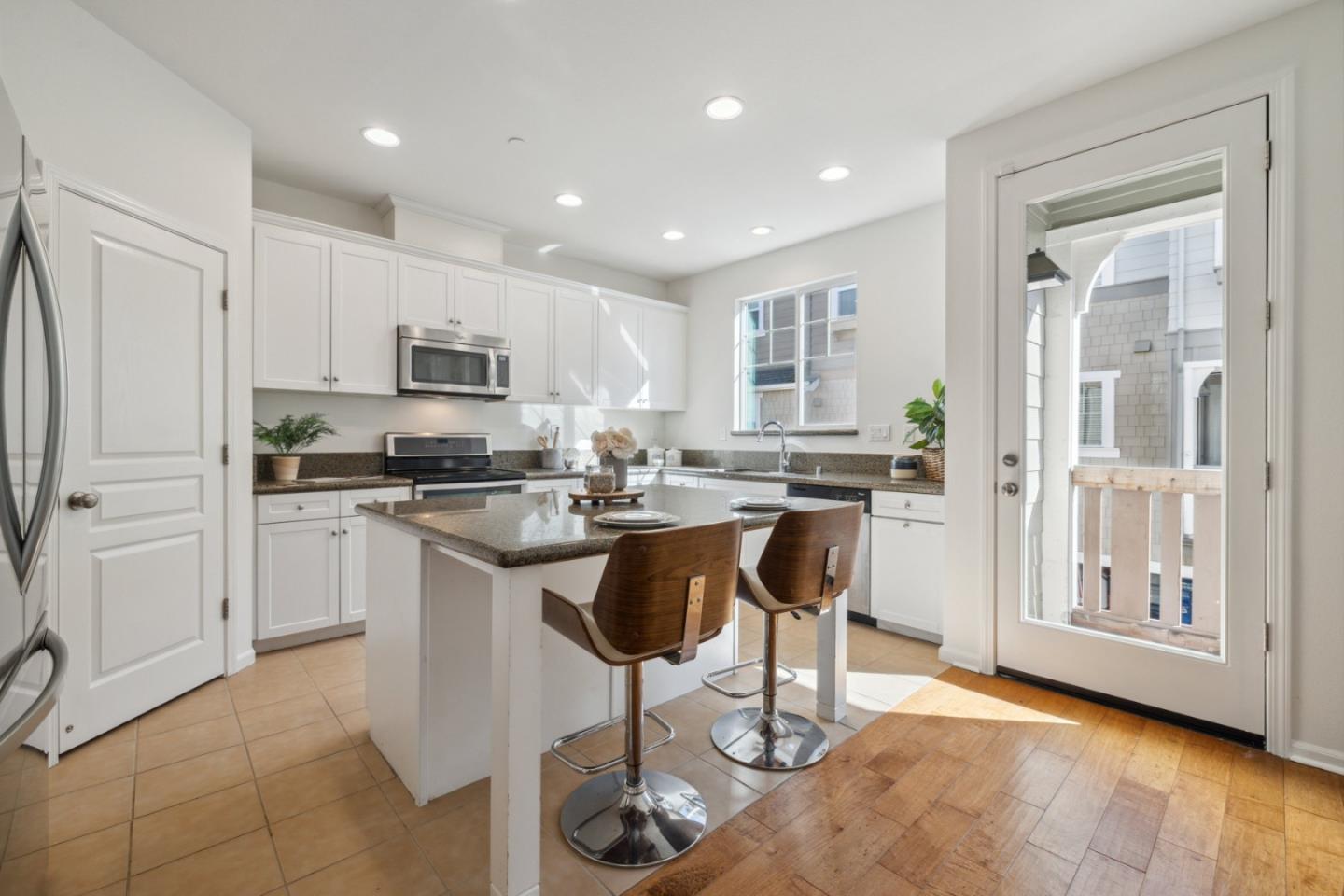 237 Bluebonnet LN 103