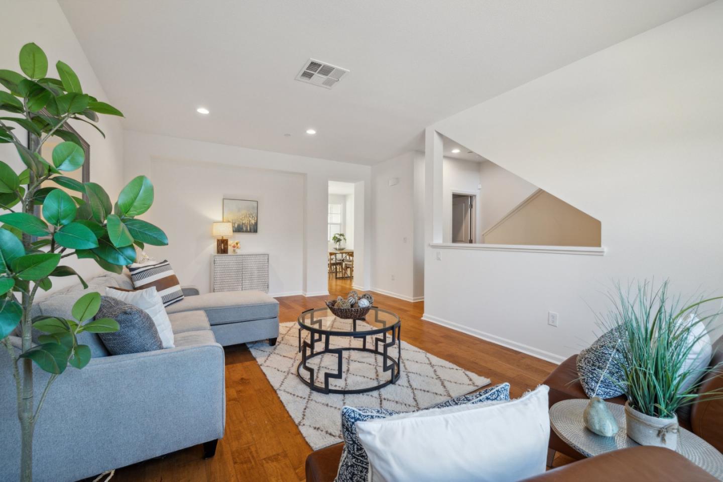 237 Bluebonnet LN 103