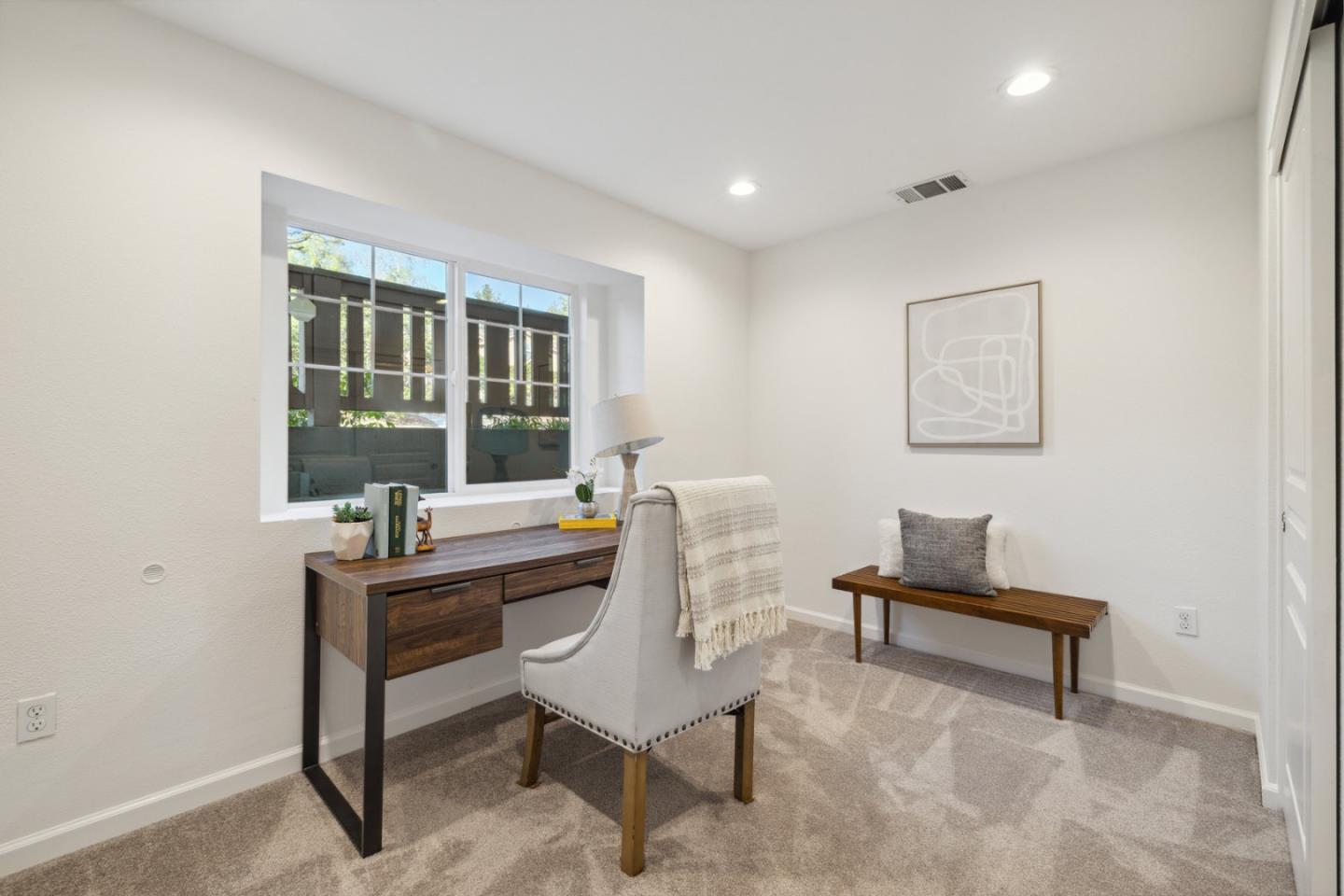 237 Bluebonnet LN 103