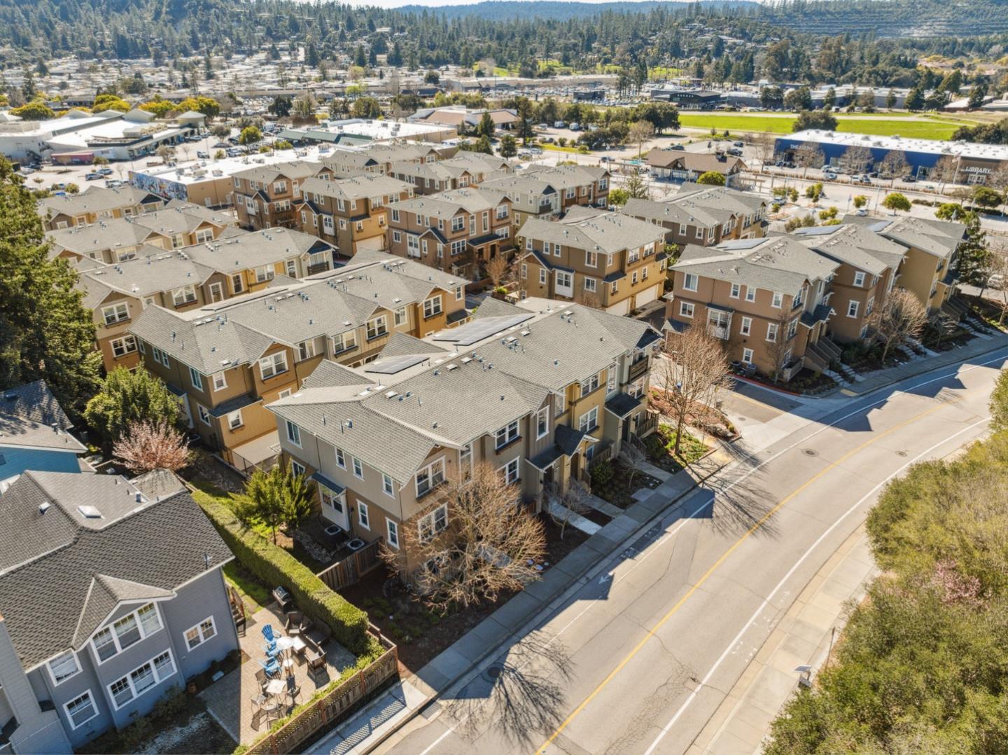 237 Bluebonnet LN 103