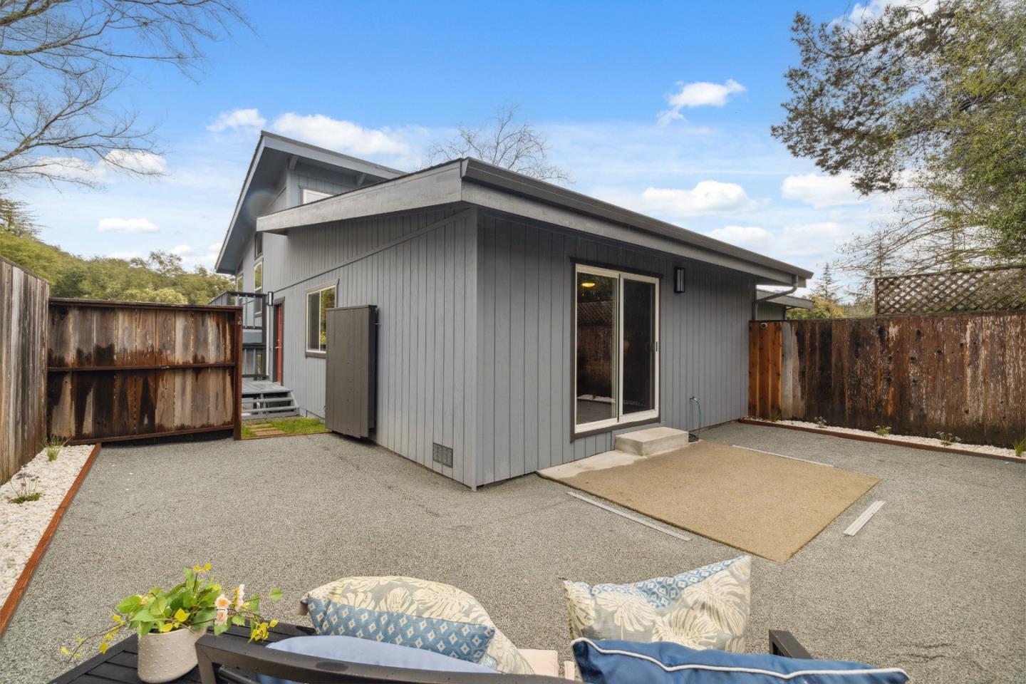 19 Erba LN