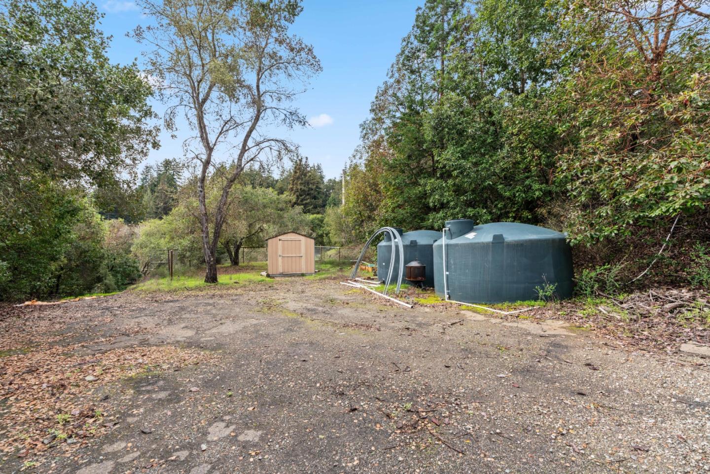 530 Apple Valley LN