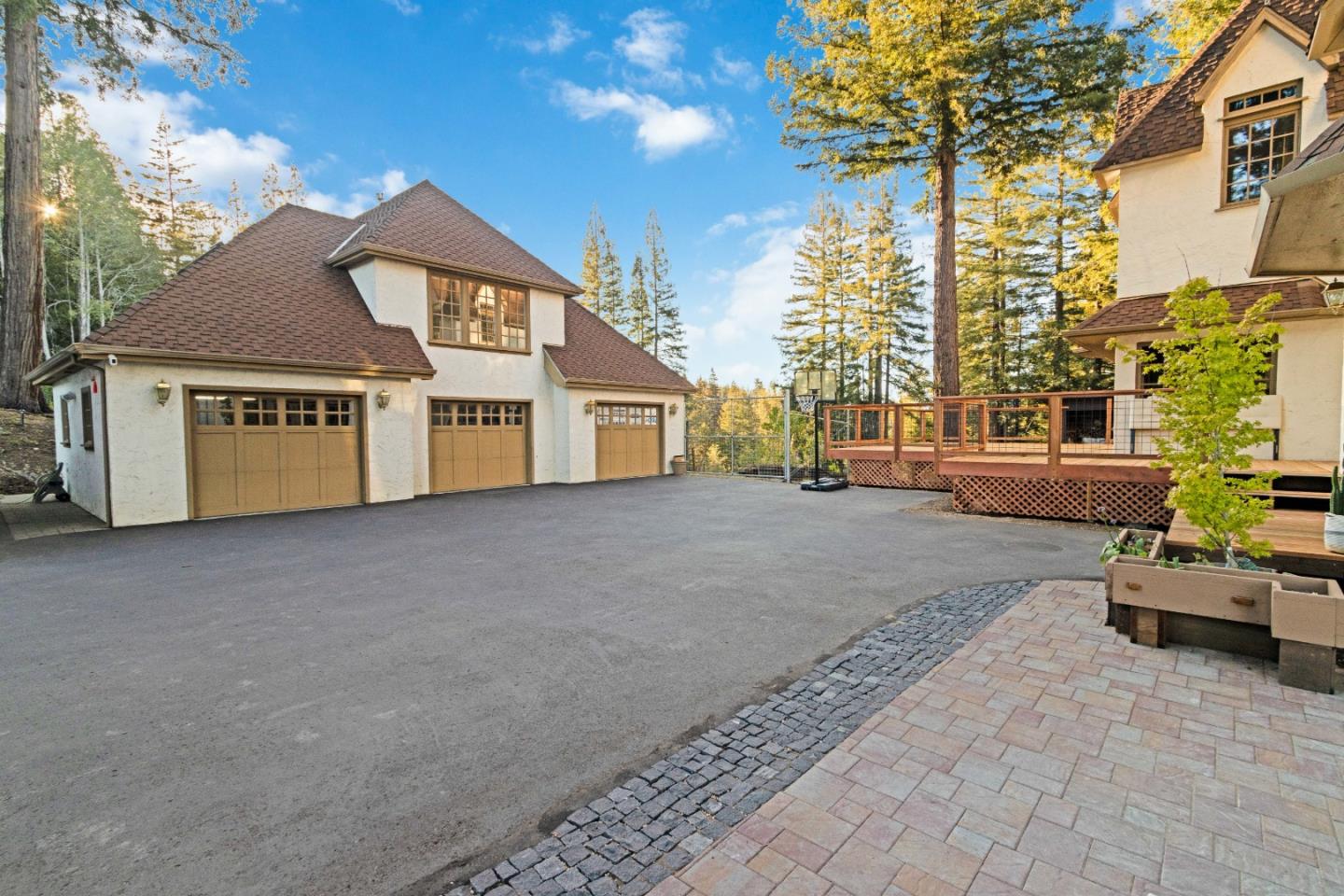 11025 Alba RD