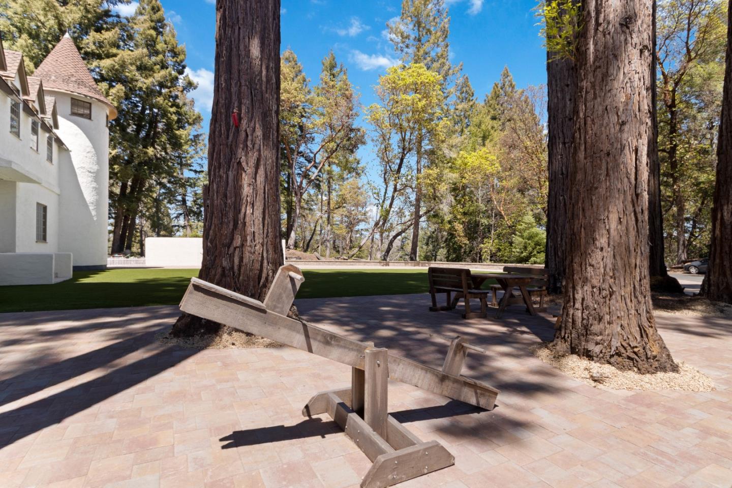 11025 Alba RD