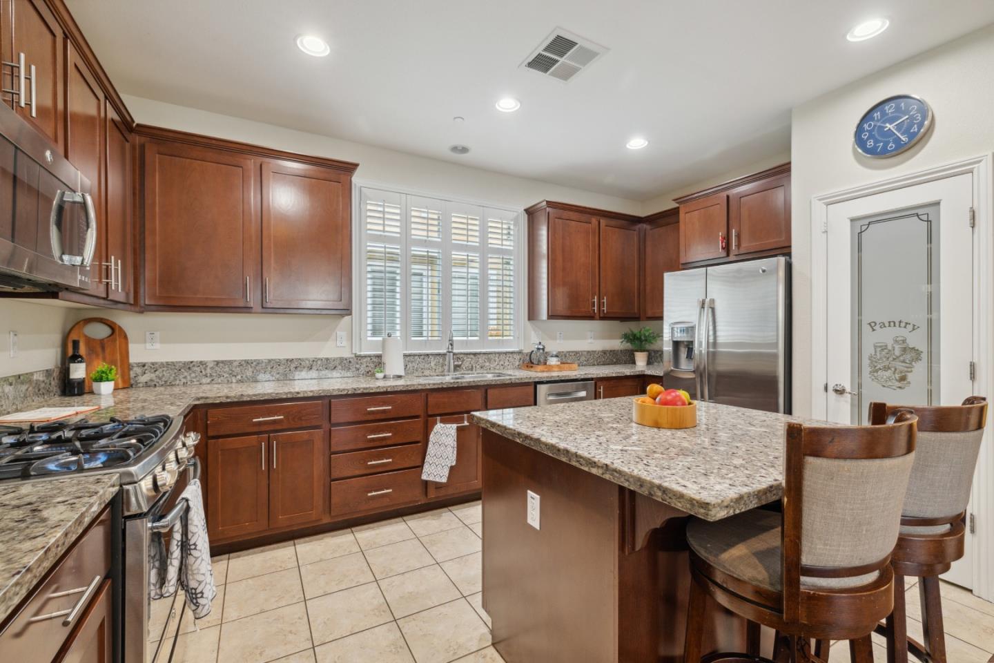 206 Gold CT