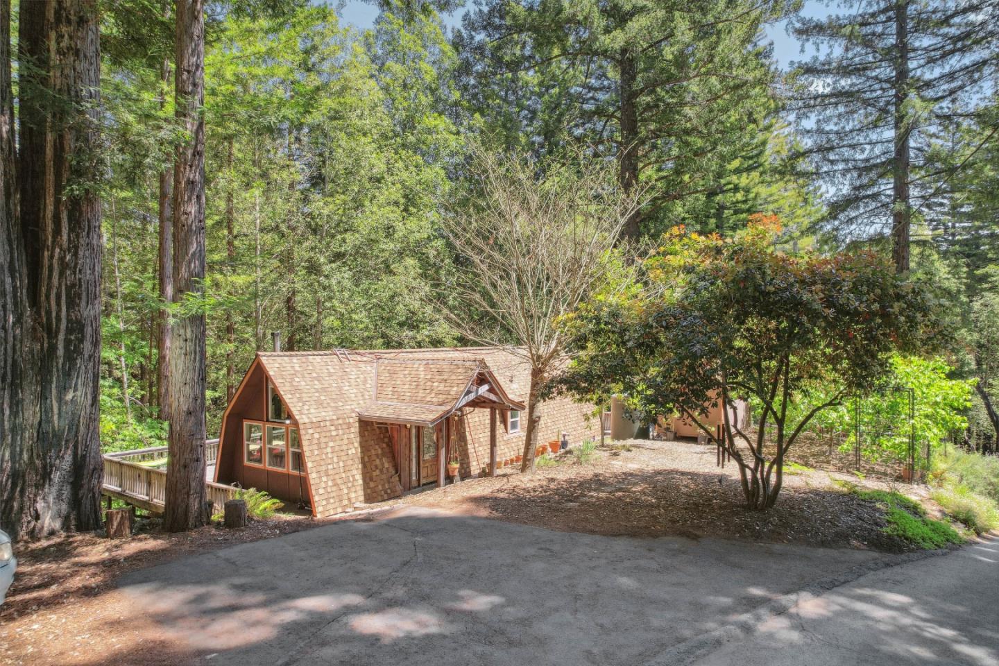 310 Sunny Patch LN