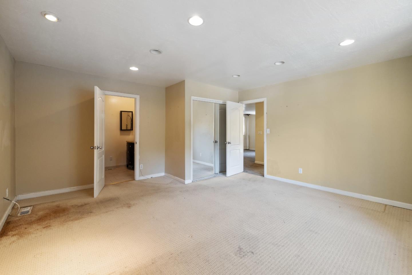 600 Cook WAY