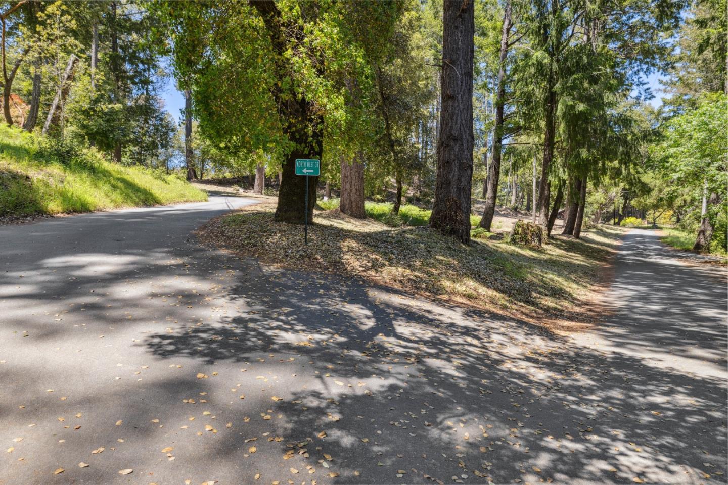 601 Westdale DR