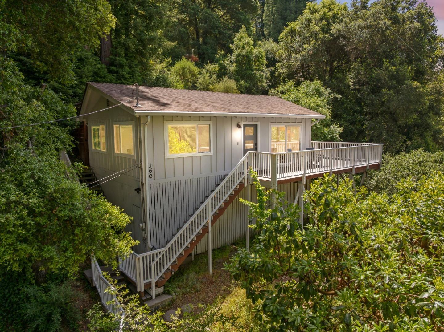 160 Aquila WAY