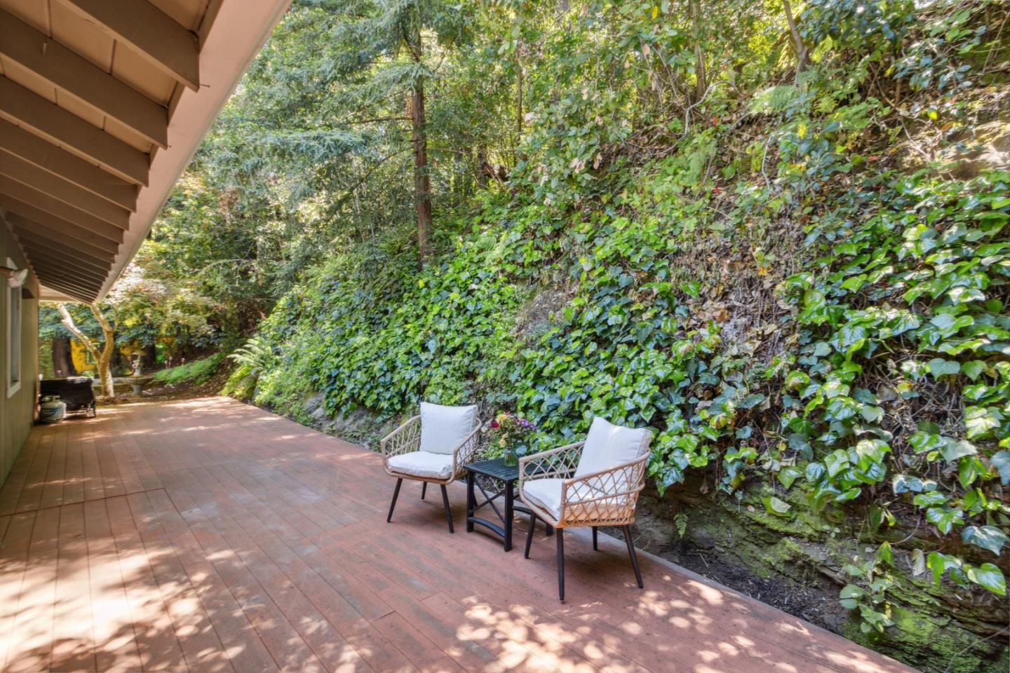 333 Azalea AVE