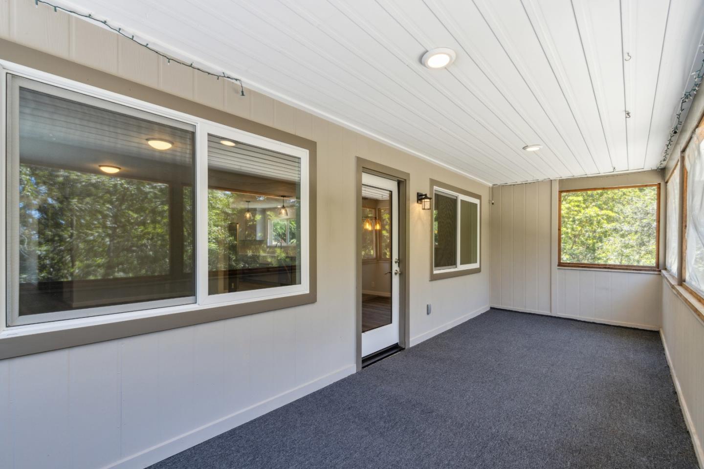 24895 Skyland RD