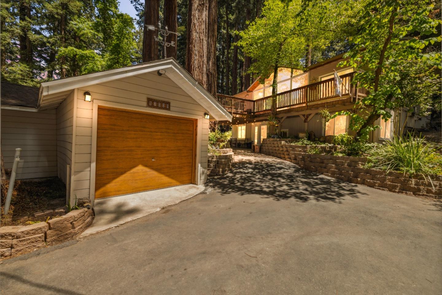 17520 Comanche Trail