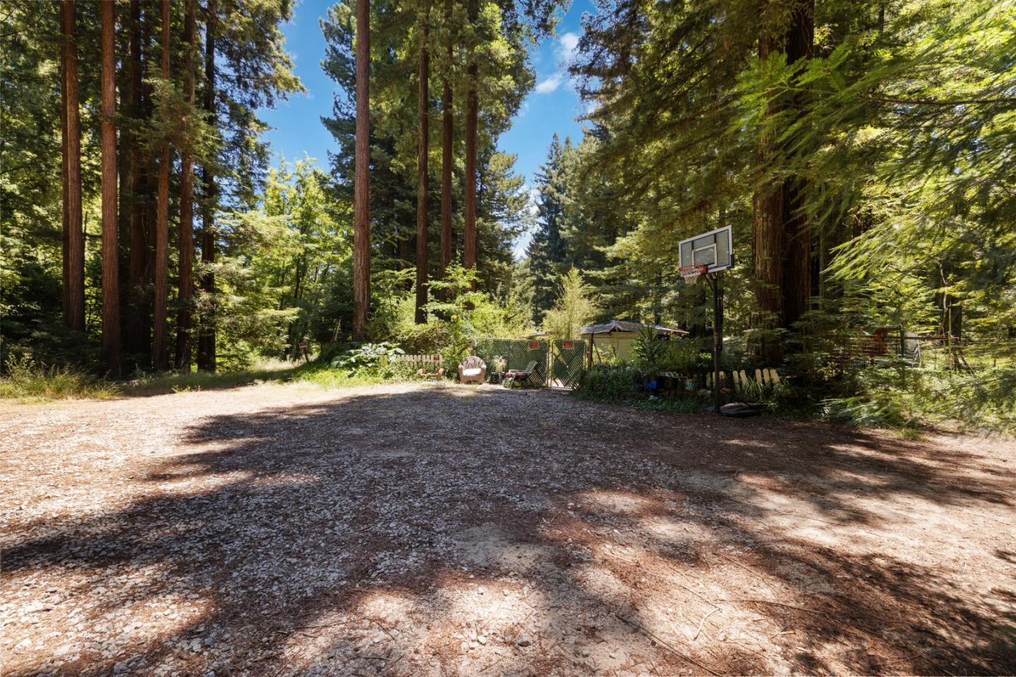 1701 Quarry Road