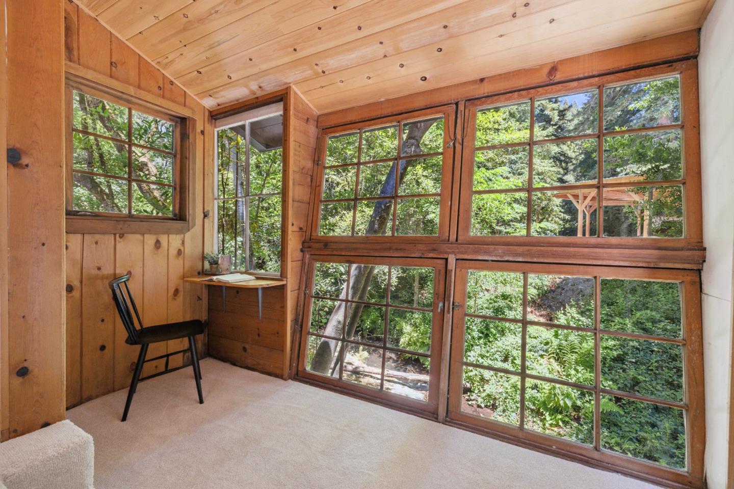9925 Love Creek Road