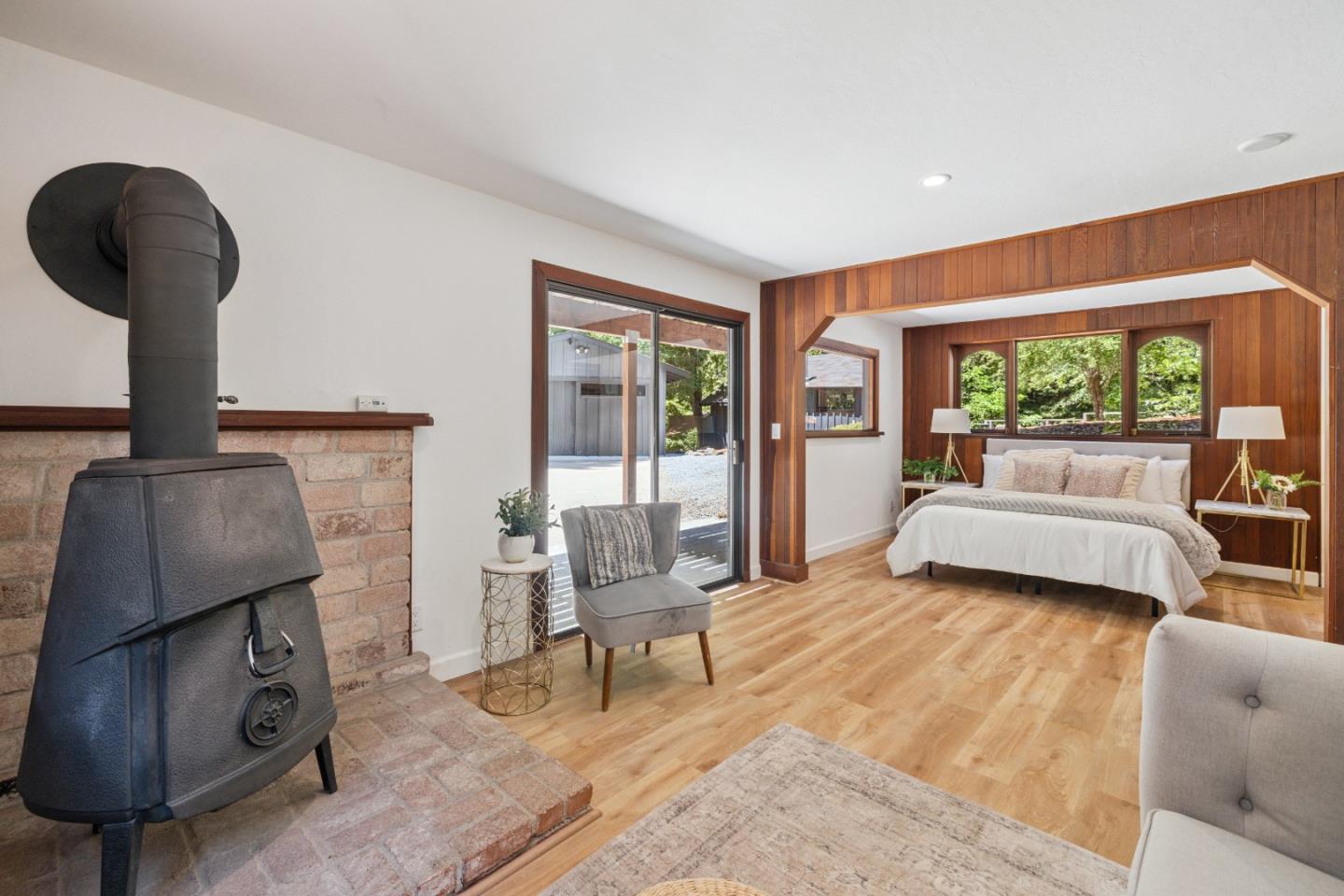 9925 Love Creek Road