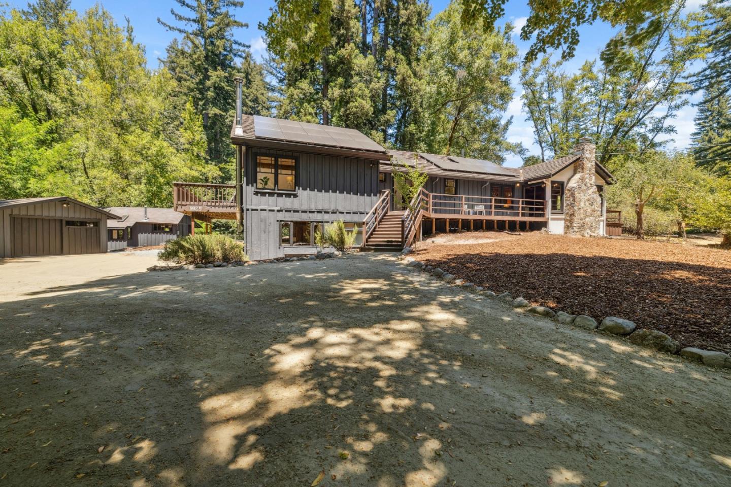 9925 Love Creek Road