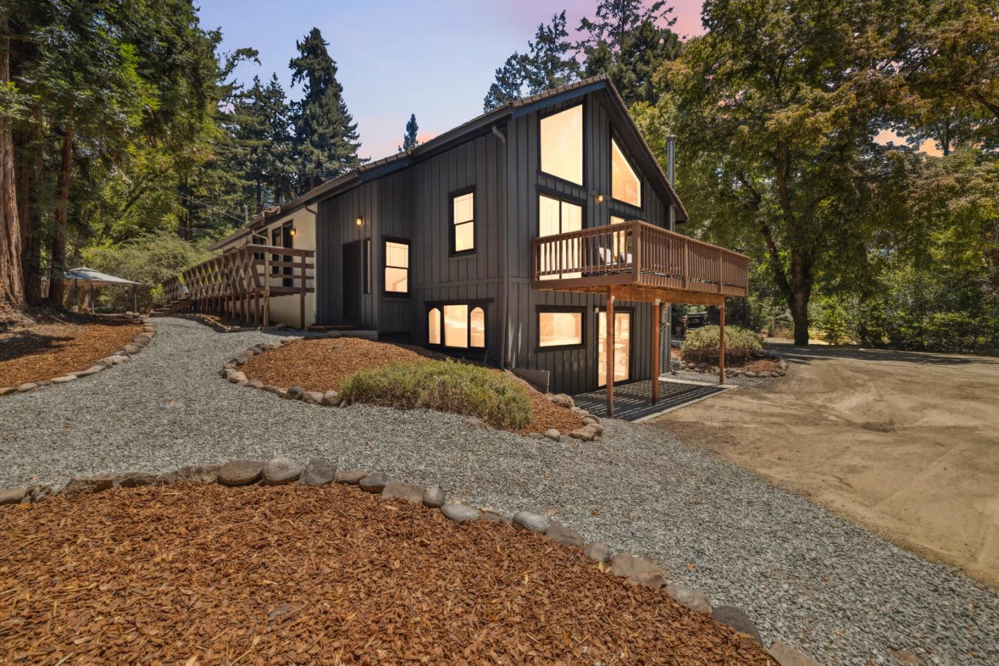 9925 Love Creek Road
