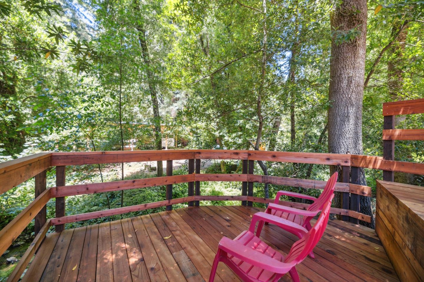 9925 Love Creek Road