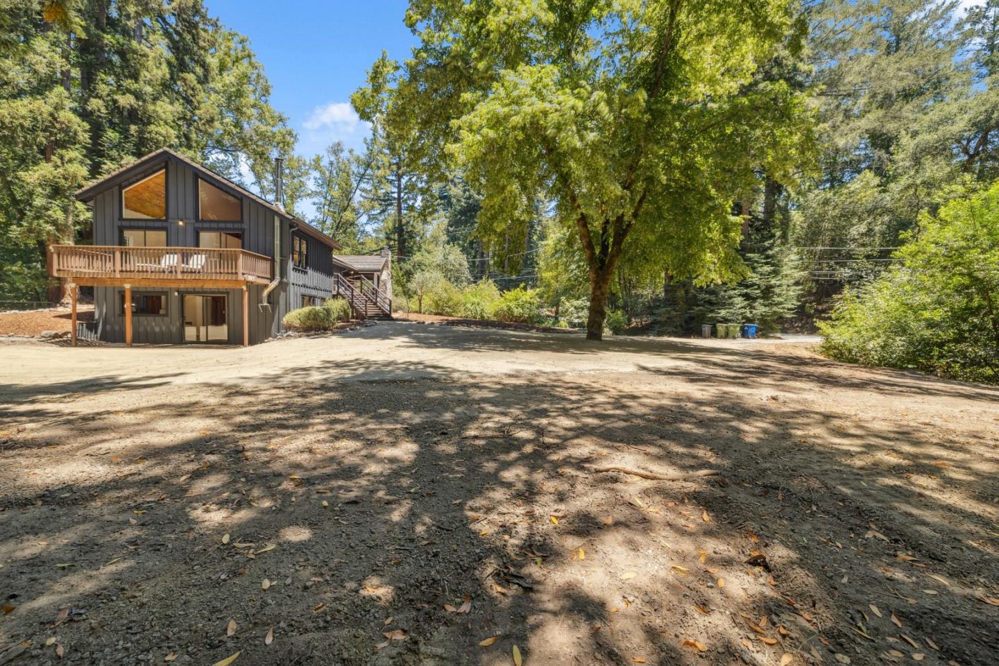 9925 Love Creek Road
