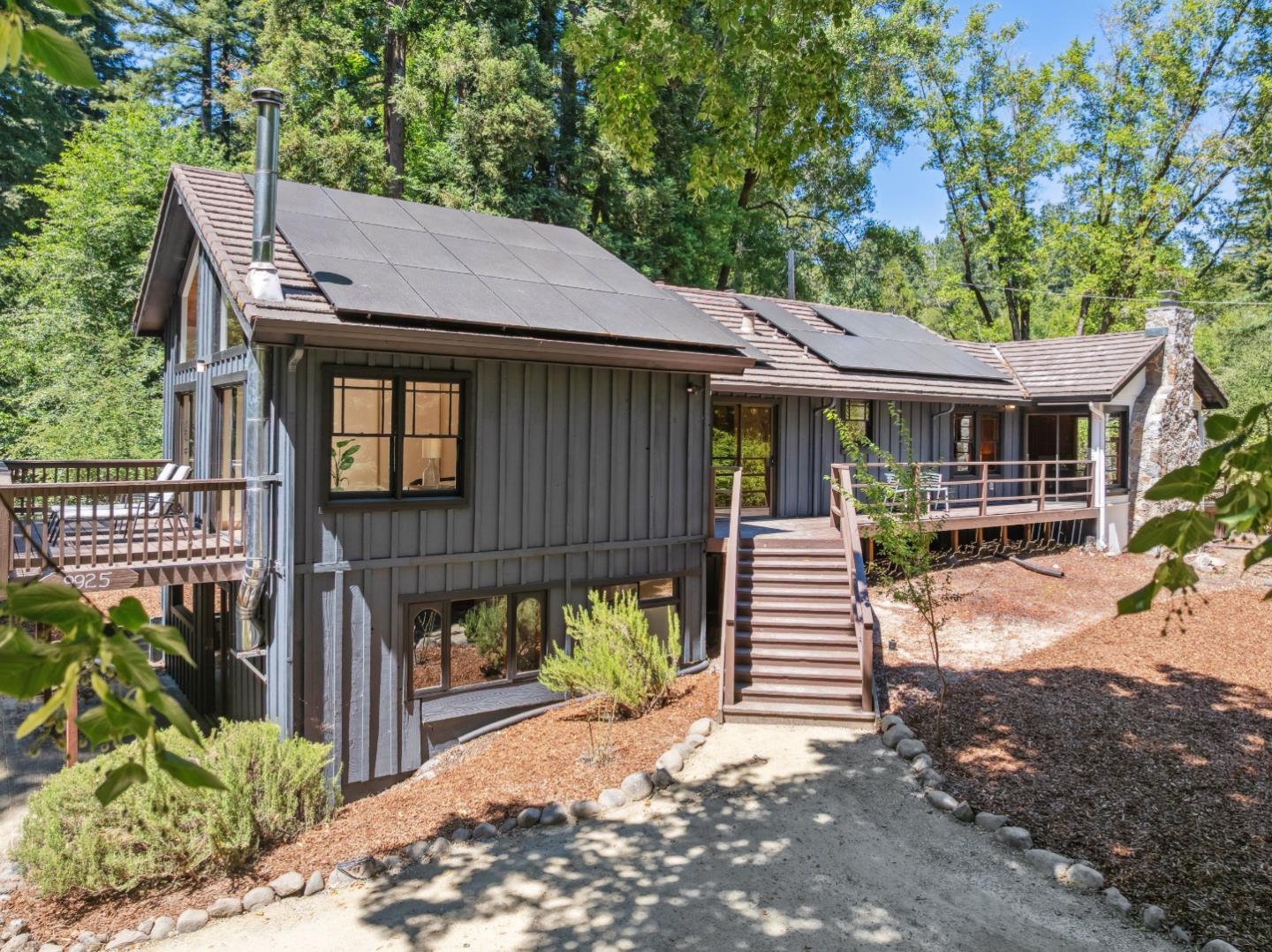 9925 Love Creek Road