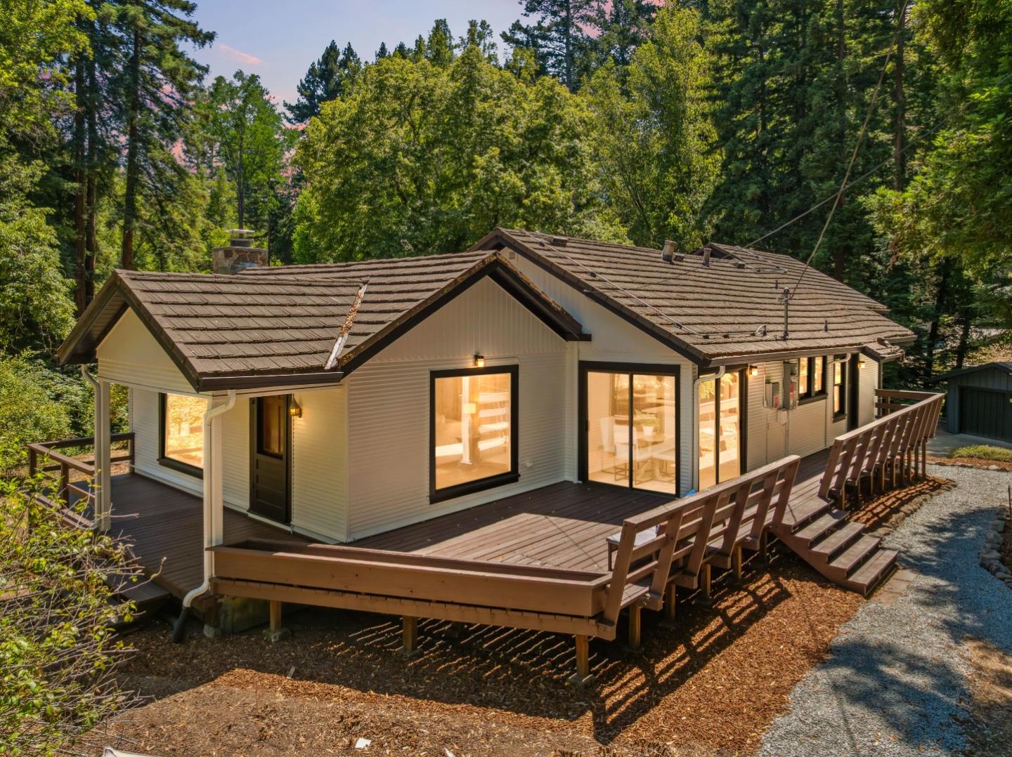 9925 Love Creek Road