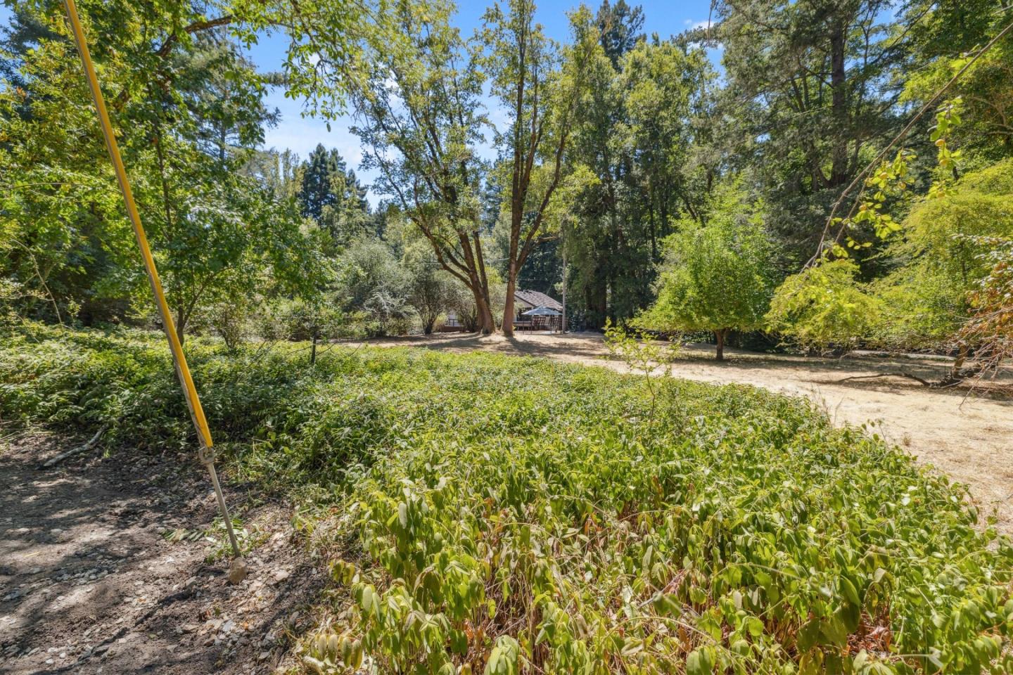 9925 Love Creek Road