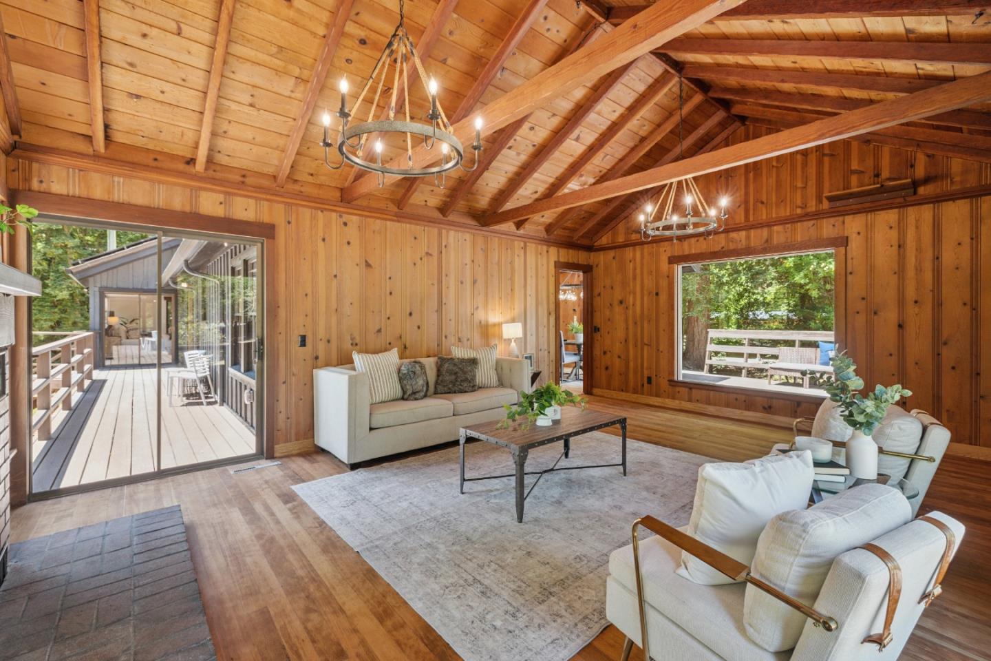 9925 Love Creek Road