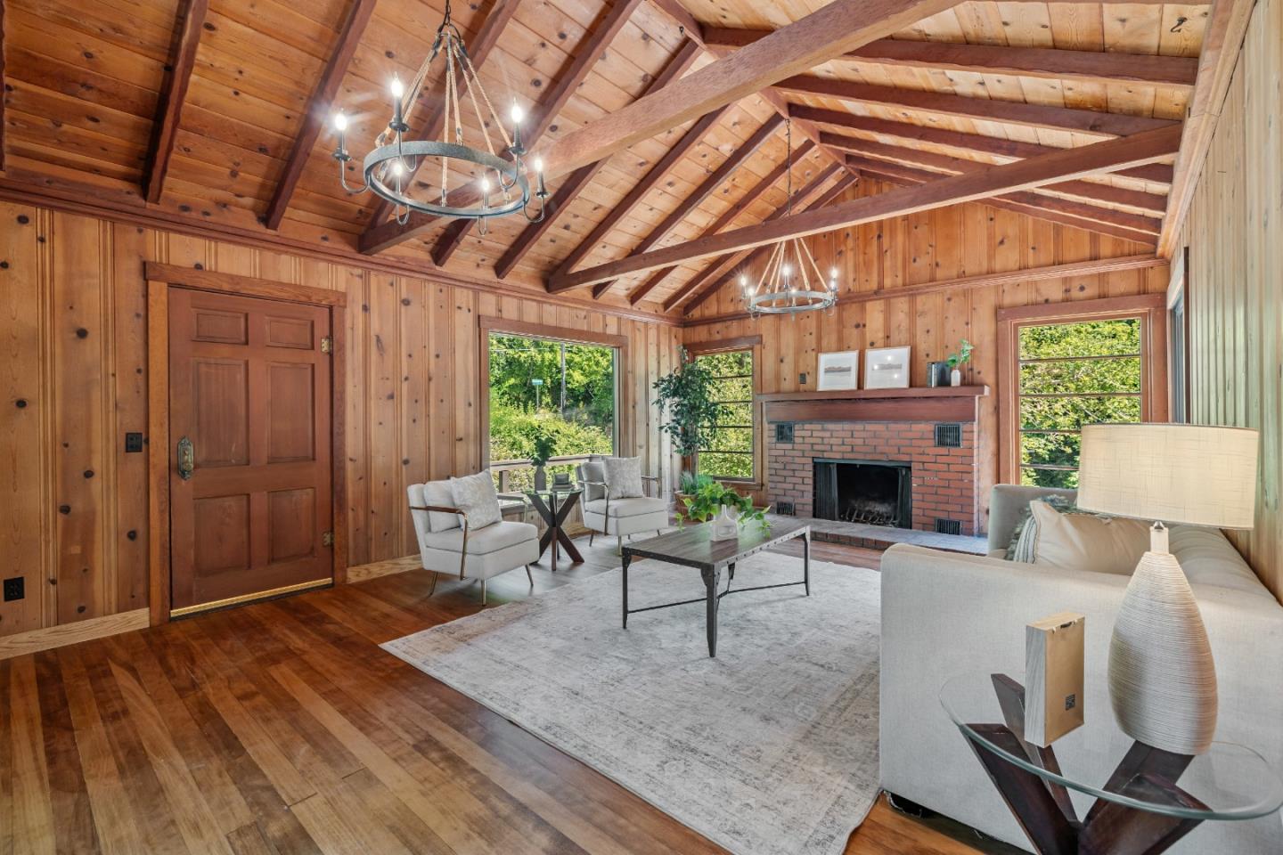 9925 Love Creek Road