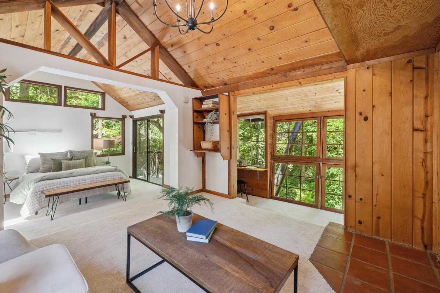 9925 Love Creek Road